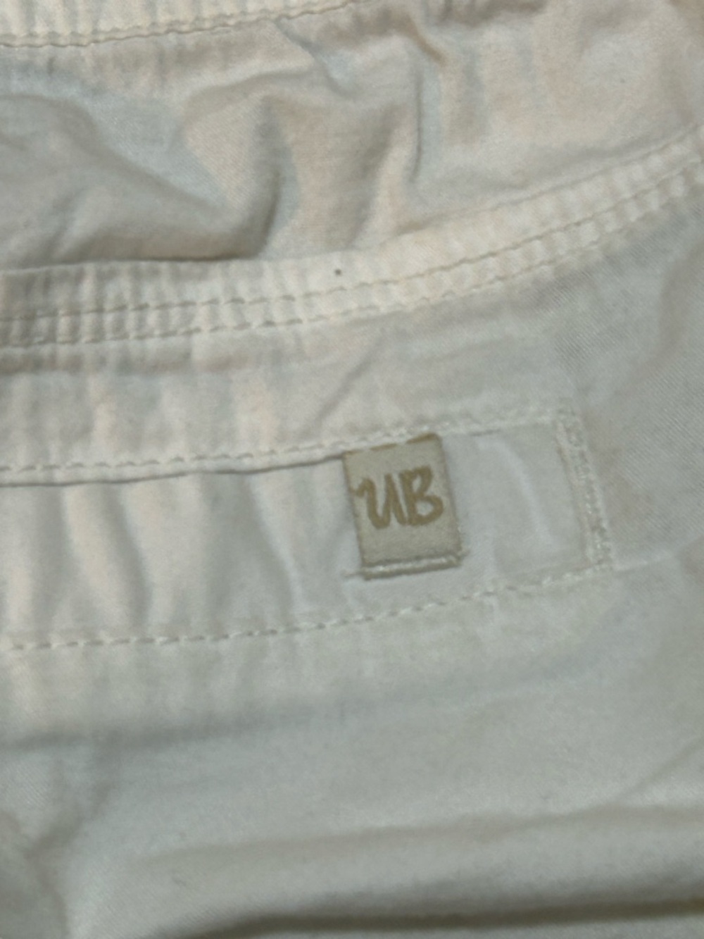 White Drawstring Cargo Shorts - Picture 4 of 5